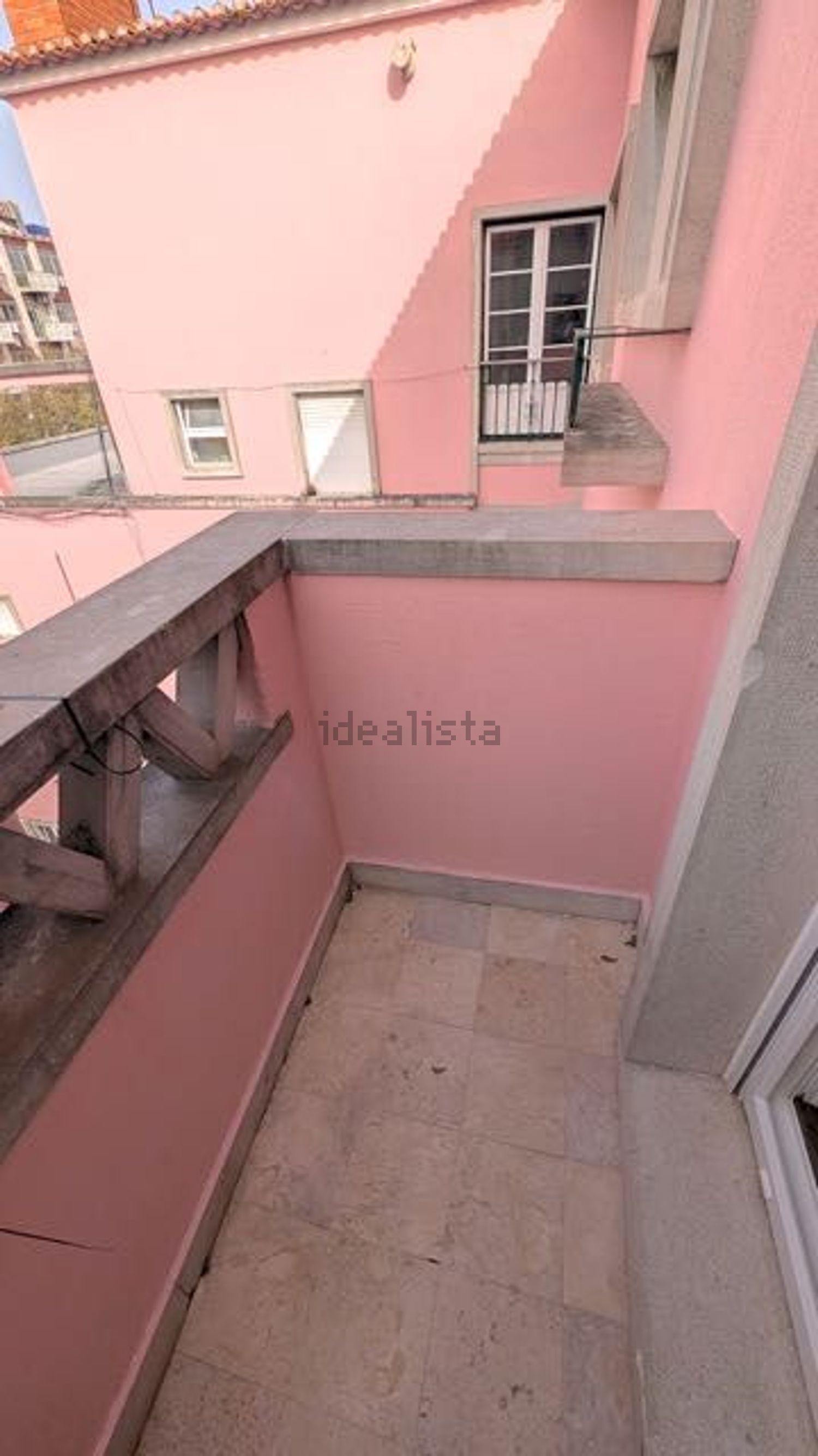 出租公寓 t3在Avenida Elias Garcia, 15 - 露台