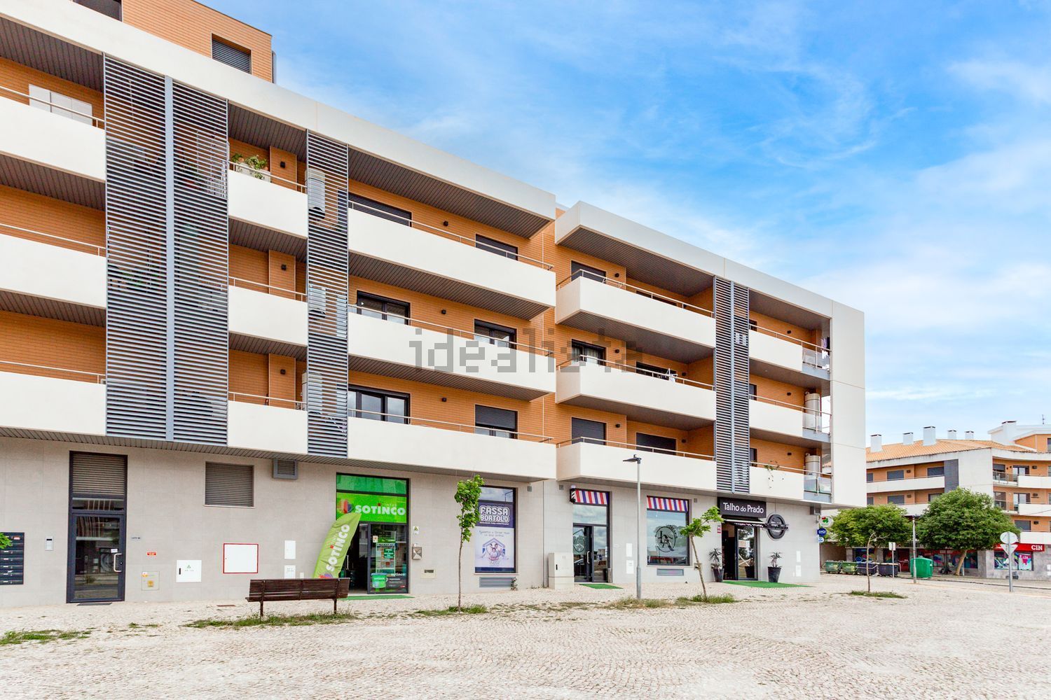 公寓 t1出售在Avenida dos Ferroviários, 85 - 视线