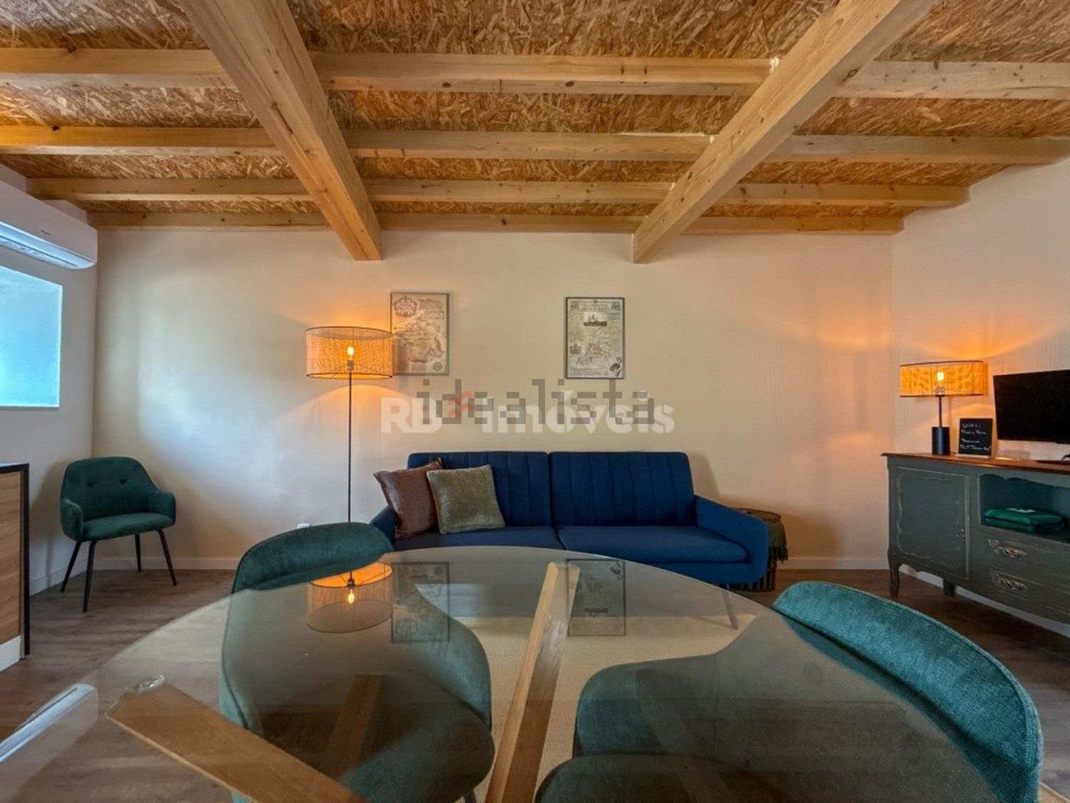 小楼房或独栋别墅出售在 Tomar e Santa Maria dos Olivais - 客厅