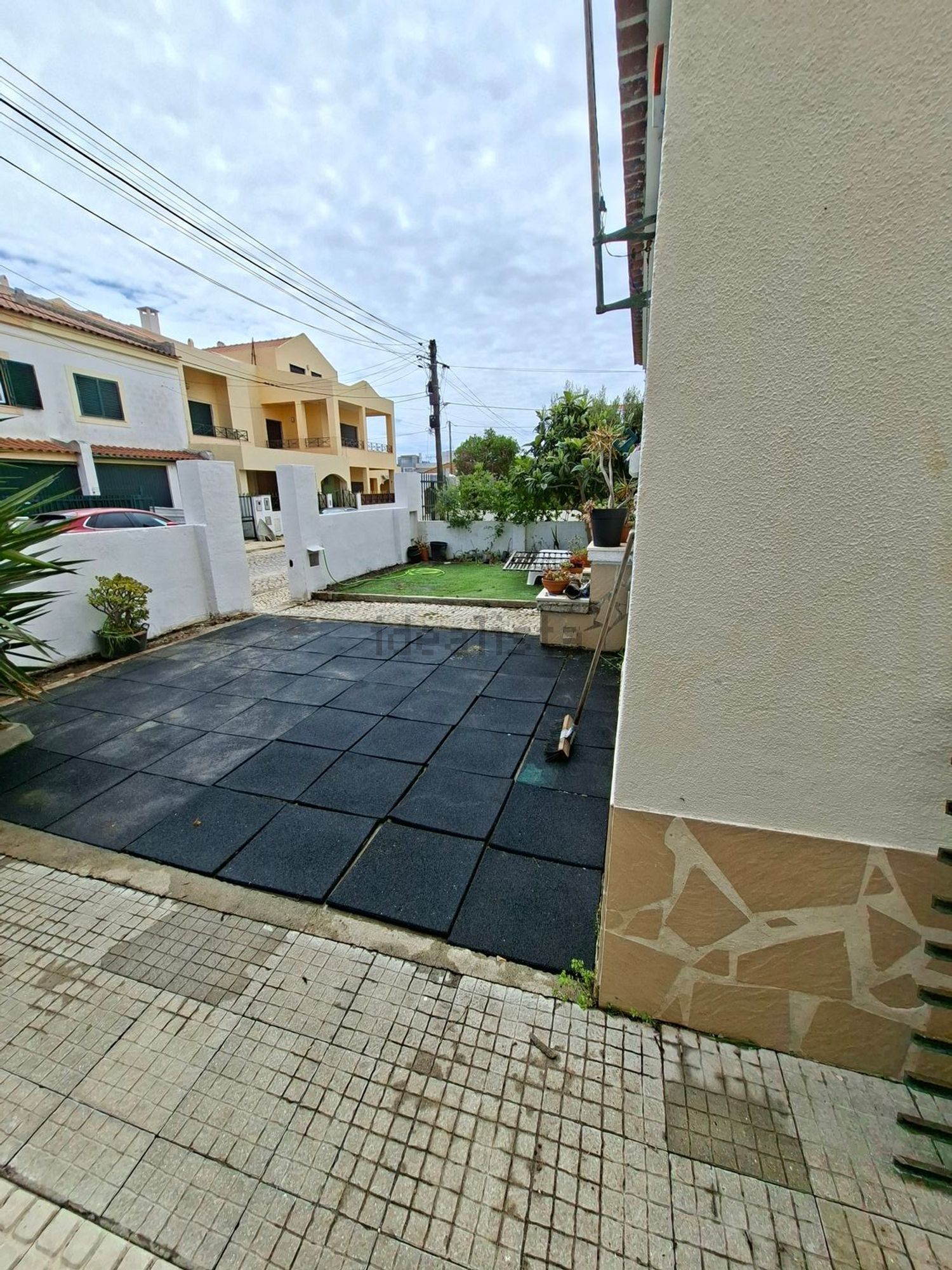 出租小楼房或独栋别墅在Rua Dom Francisco de Noronha, 1 - 阳台