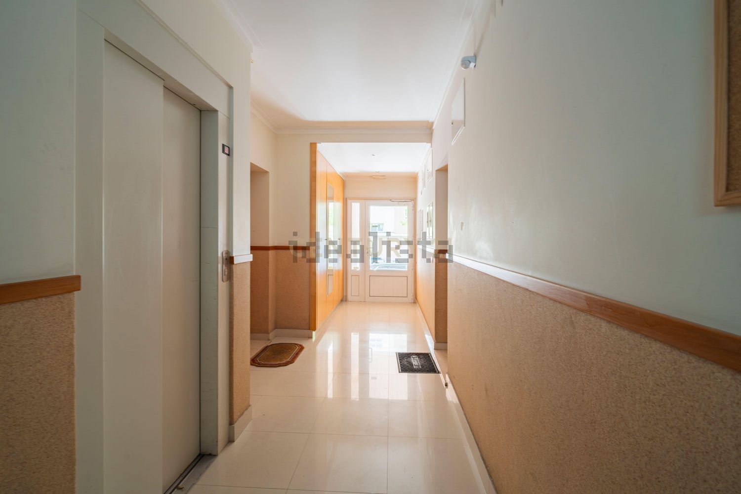 公寓 t2出售在Rua da Quinta de São Romão, 350 - 过道