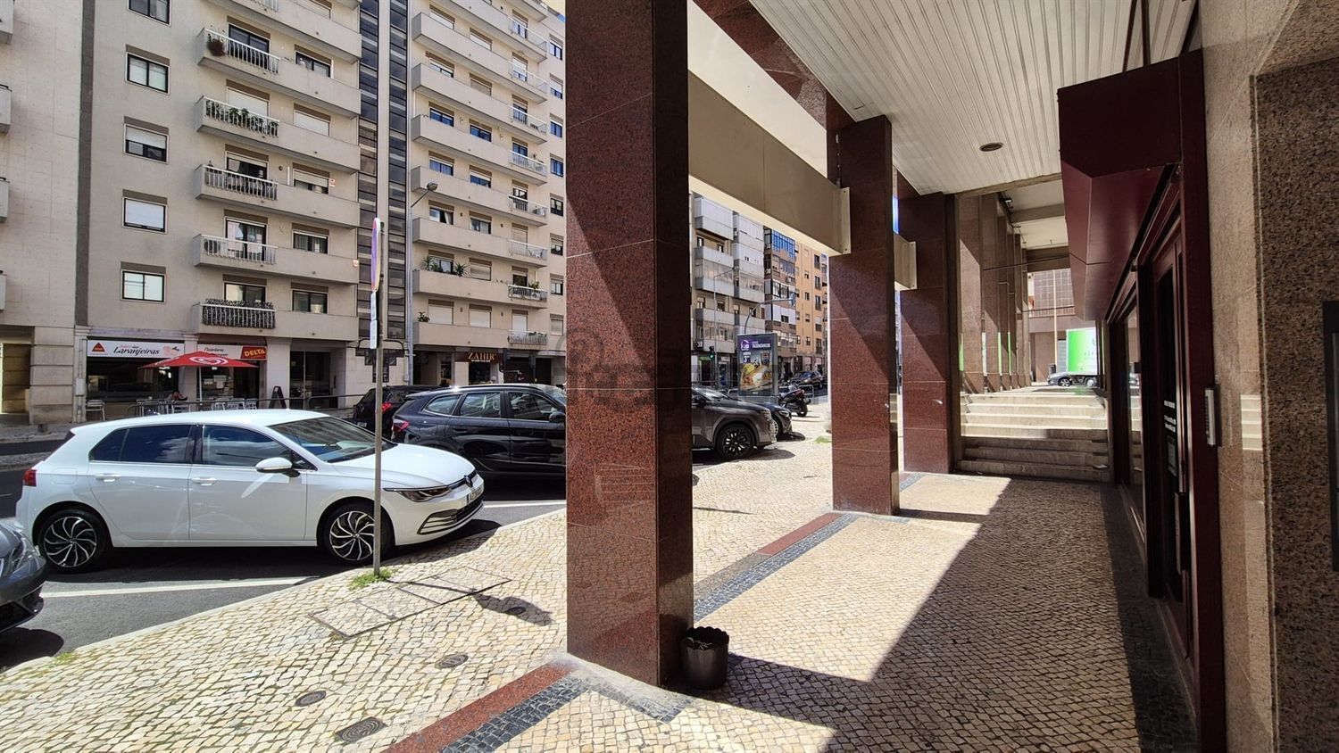 公寓 t3出售在Estrada da Luz, 155 - 视线