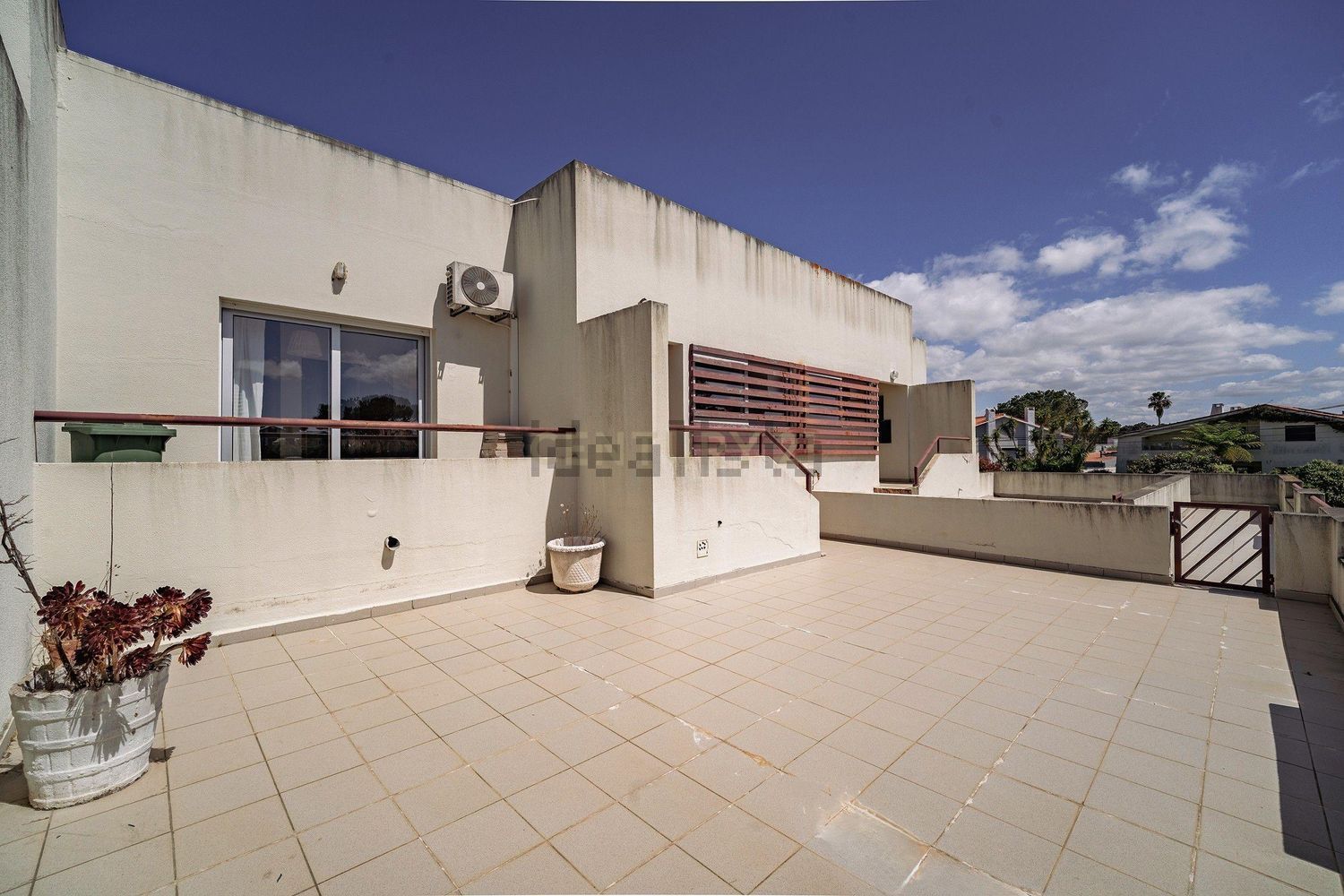 出租公寓 t2在Avenida Pinhal do Arneiro, 4 - 阳台