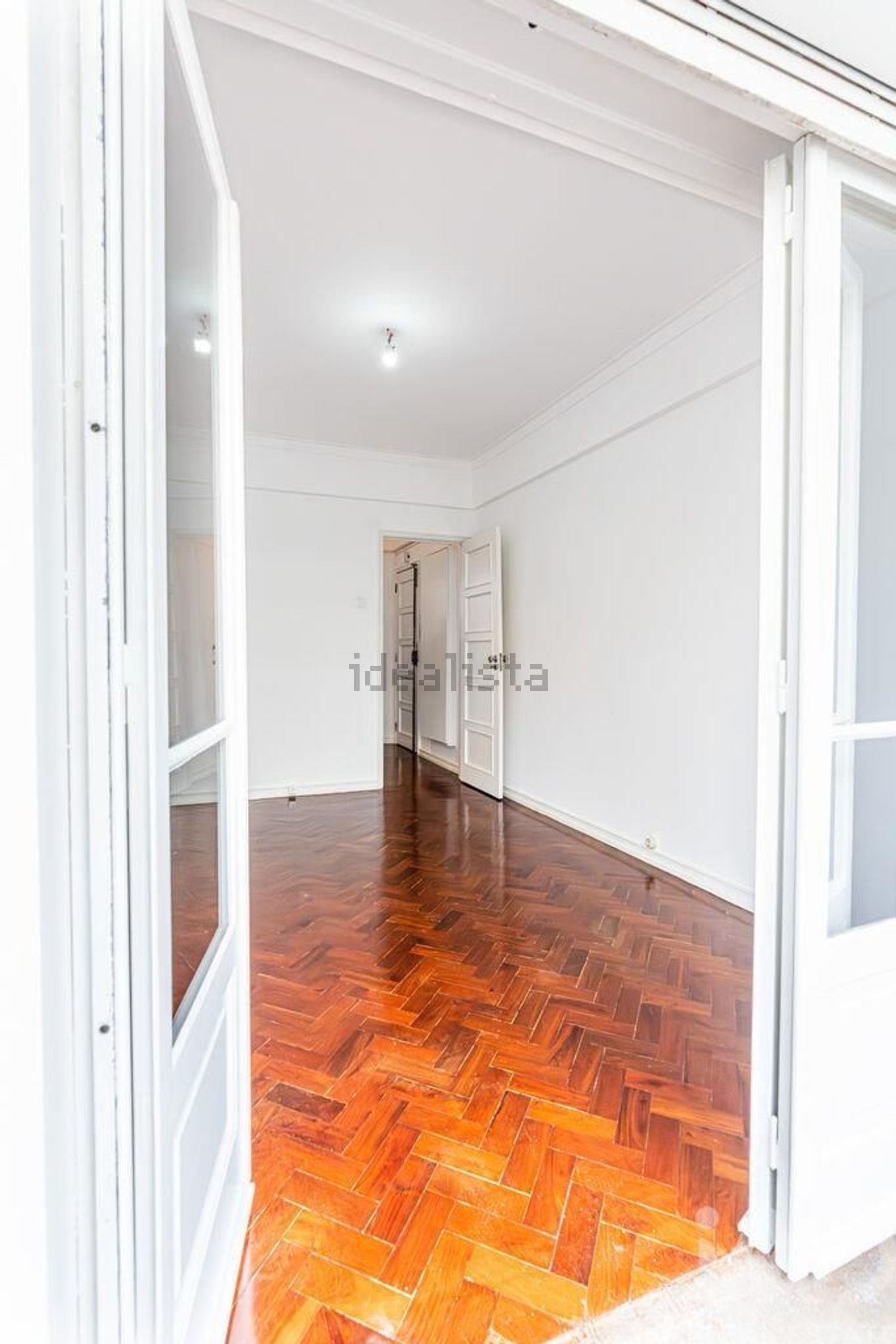 出租公寓 t2在 Bairro de Alvalade - 客厅
