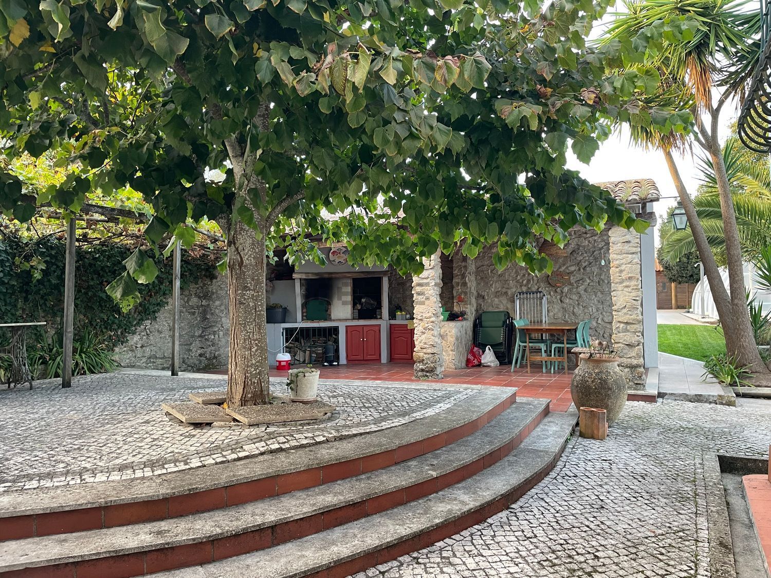 双拼别墅出售在Rua Ramalho Ortigão, 9 - 阳台