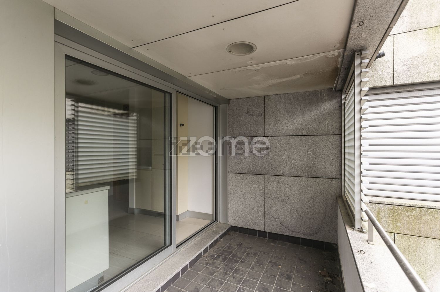 出租公寓 t4在Avenida do Parque, 401 - 门廊