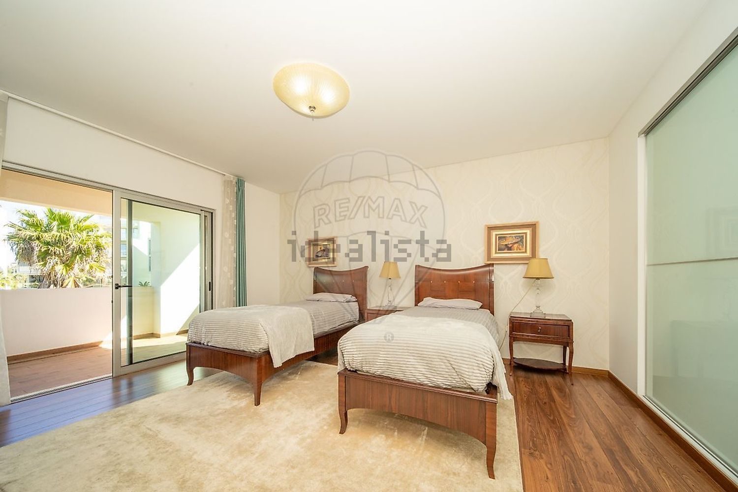 复式公寓出售在Rua Vista Mar, 4 - 卧室