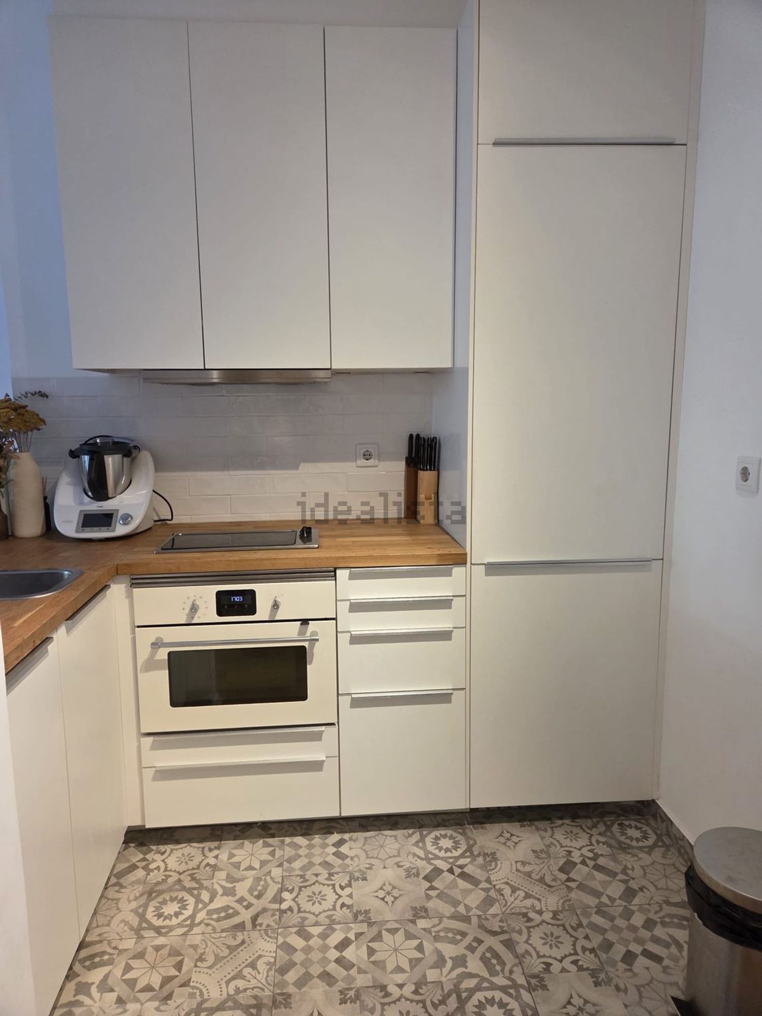 出租公寓 t1在Rua Ferreira Borges - 厨房