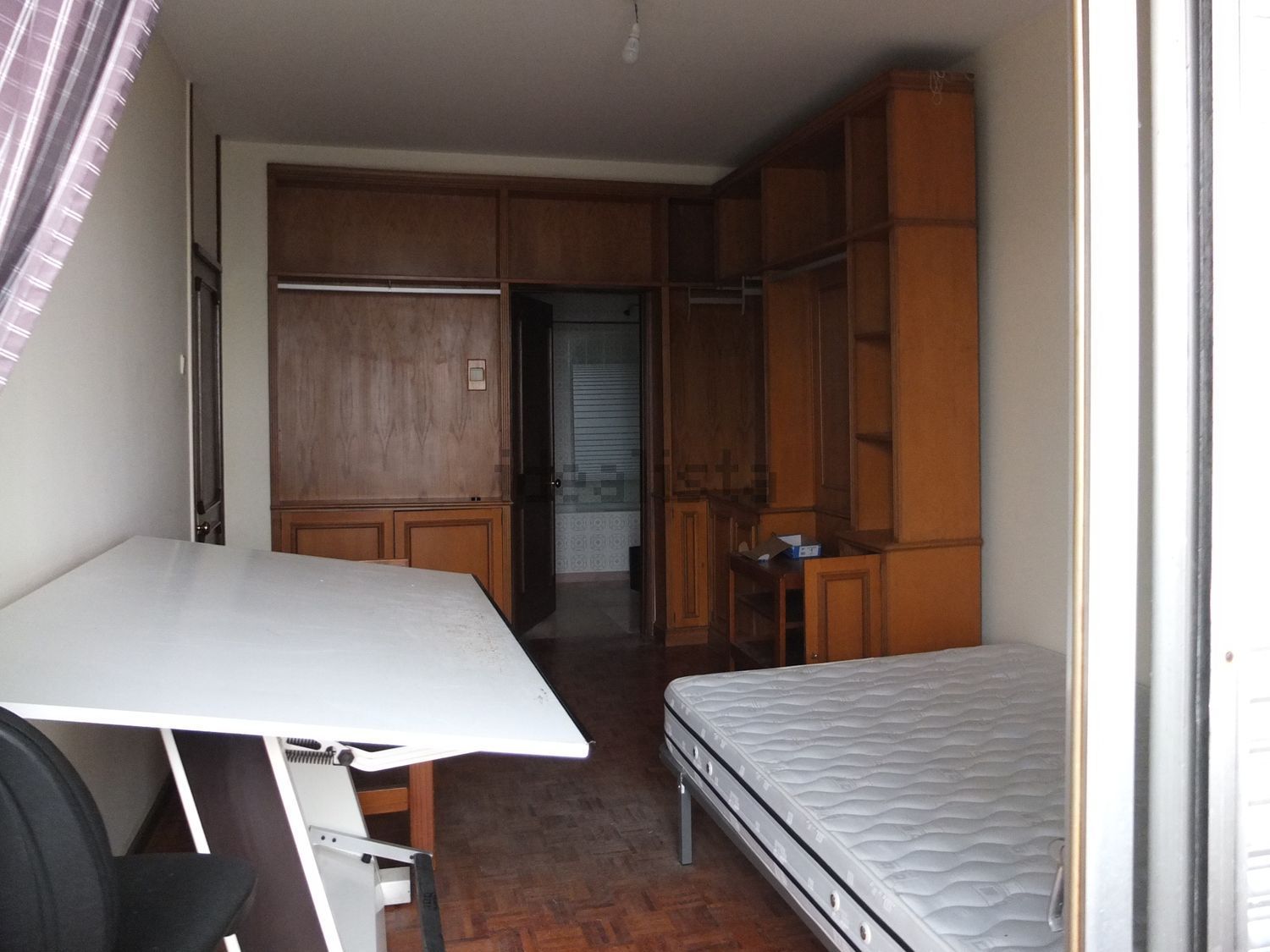 出租房间在Rua do Campo Alegre, 304 - 卧室