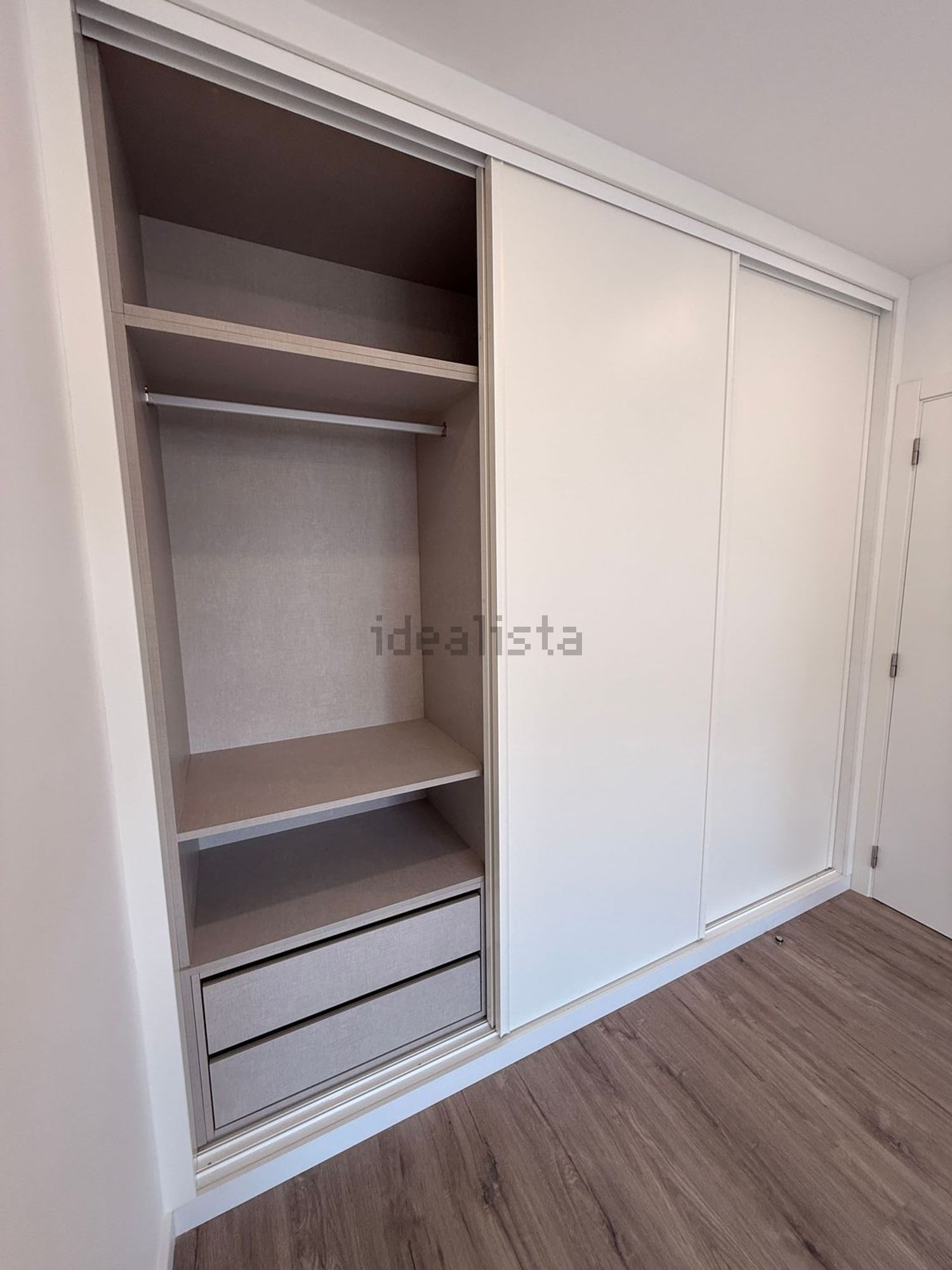 公寓 t3出售在Praça Teófilo Braga, 3 - 试衣间