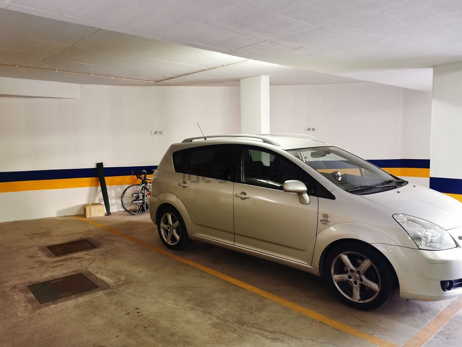 公寓 t1出售在 Urb Litoral Mar, 5 Lote - 停车位
