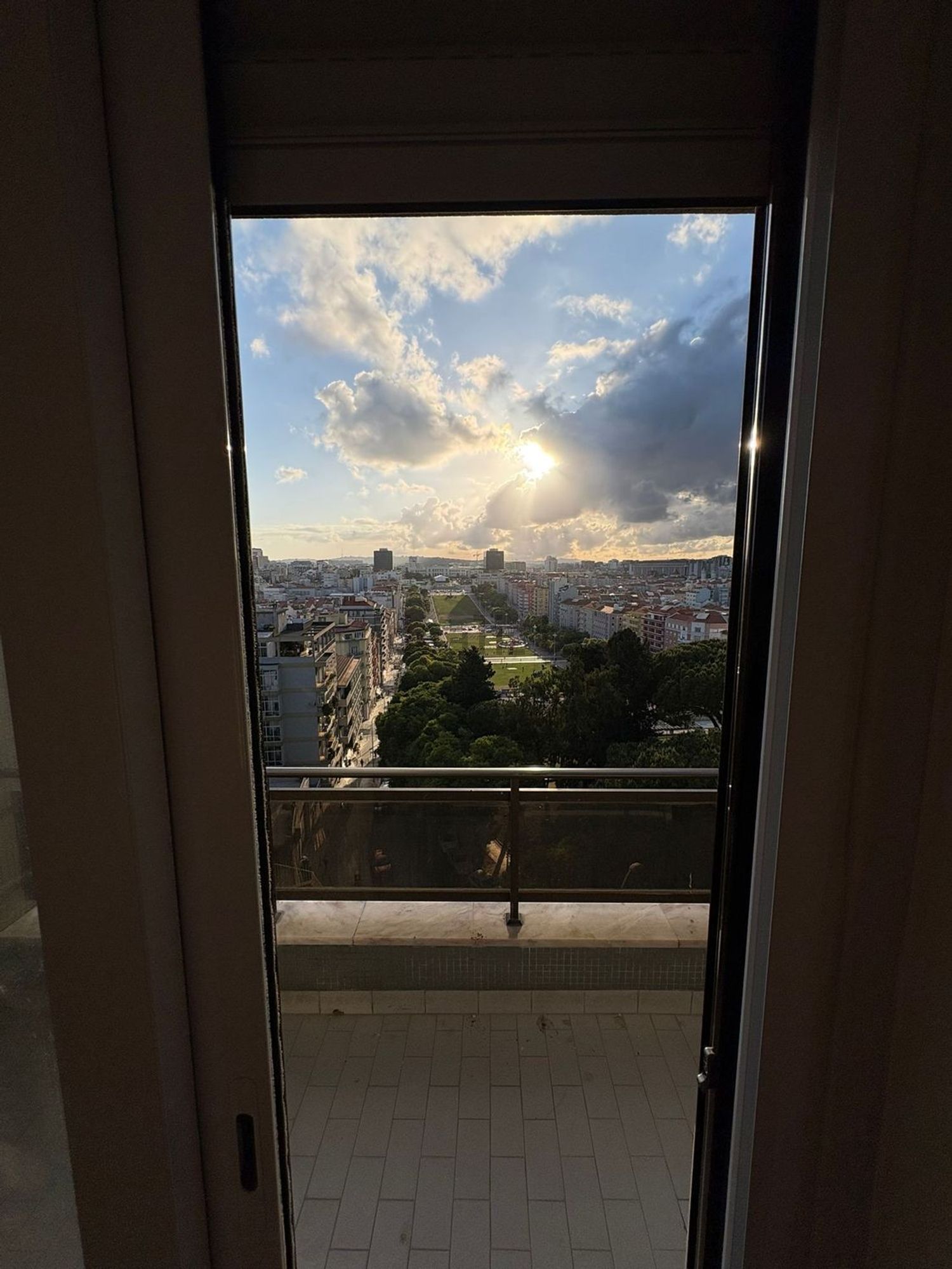 出租公寓 t2在Rua Barão de Sabrosa, 165 - 阳台