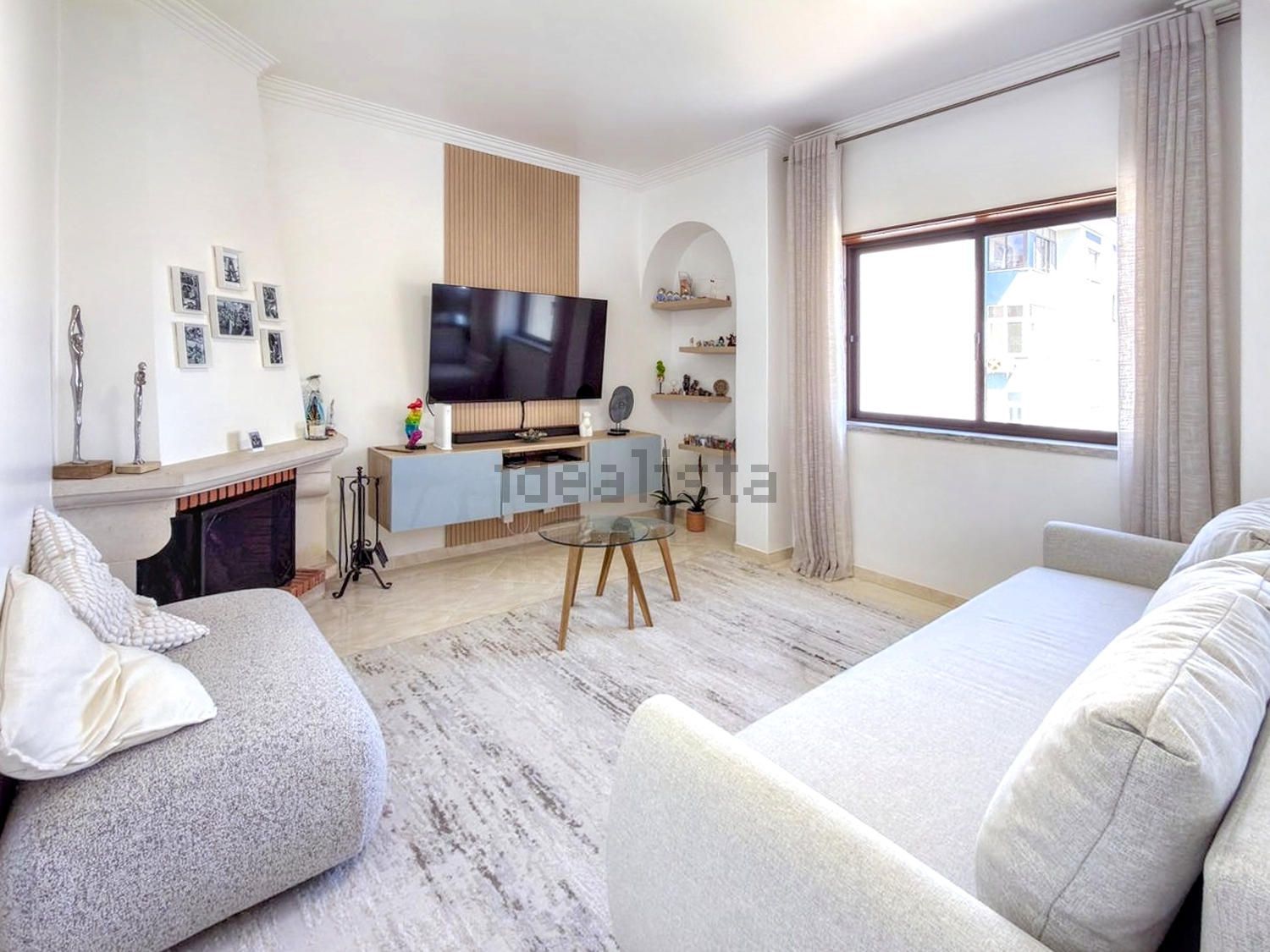 公寓 t3出售在 Centro de Arrentela - 客厅
