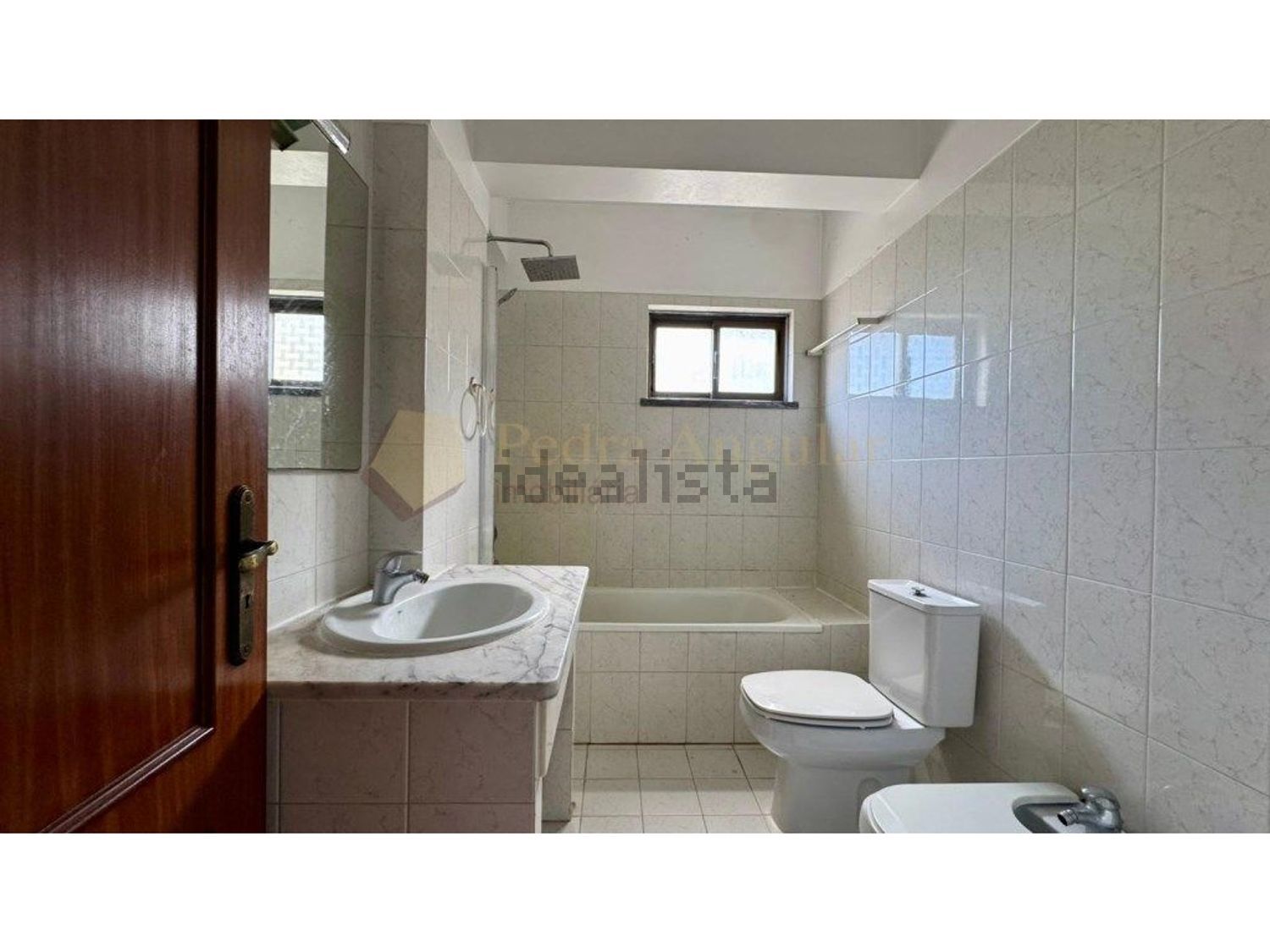 公寓 t3出售在Rua Fernão Lopes, 14 - 卫生间