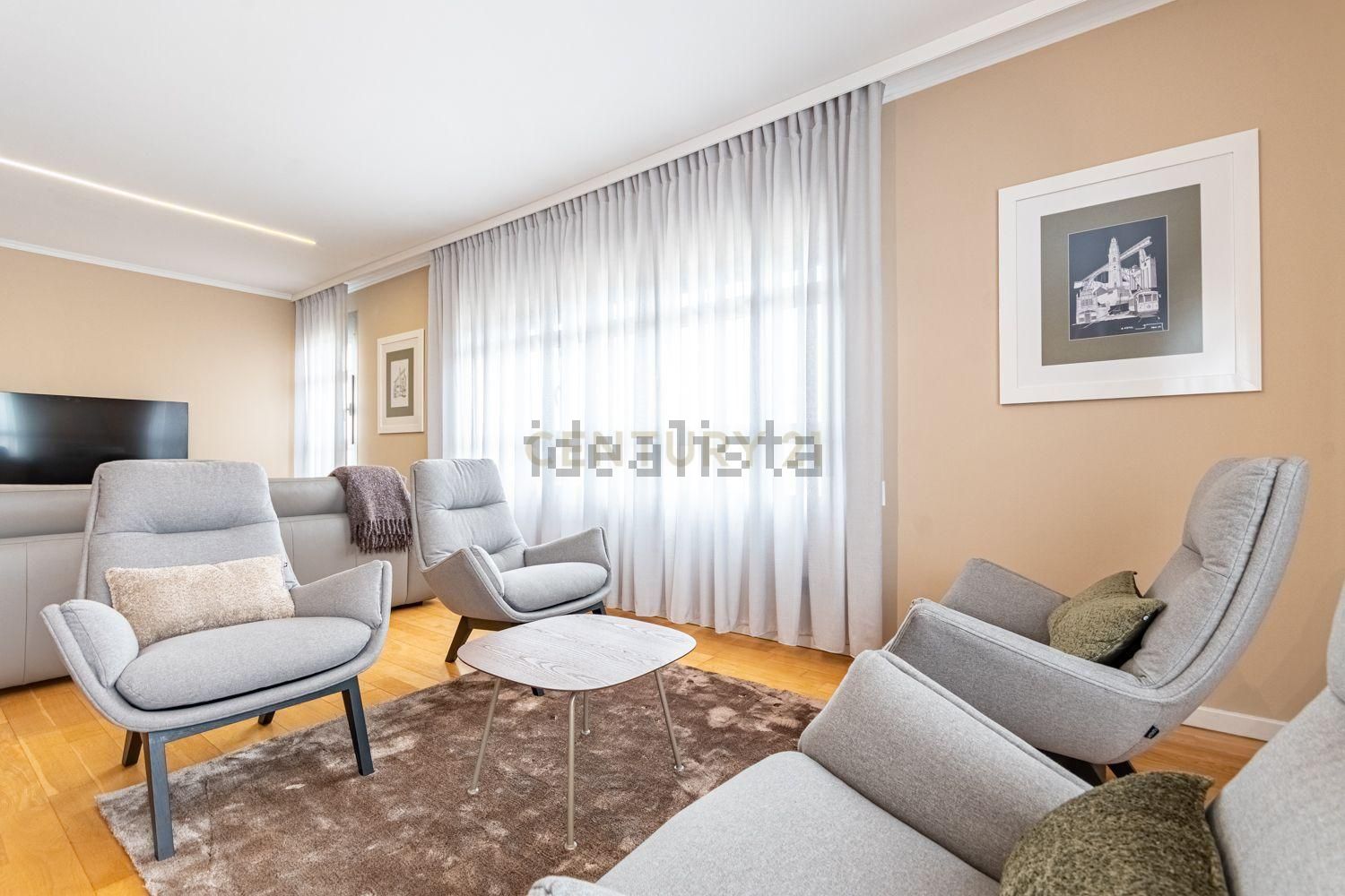 公寓 t2出售在Rua de Campolide, 351 e - 客厅
