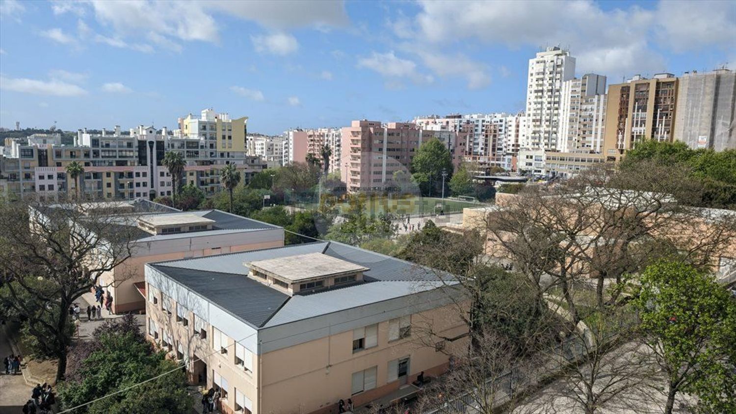 出租公寓 t3在 Almada - 视线