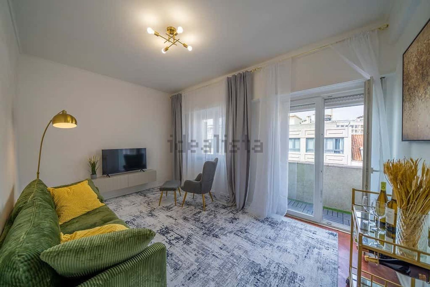 出租公寓 t3在Rua do Conde de Redondo, 127 - 客厅