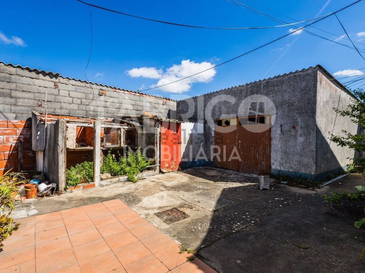 小楼房或独栋别墅出售在Travessa das Acácias, 10 - 外立面