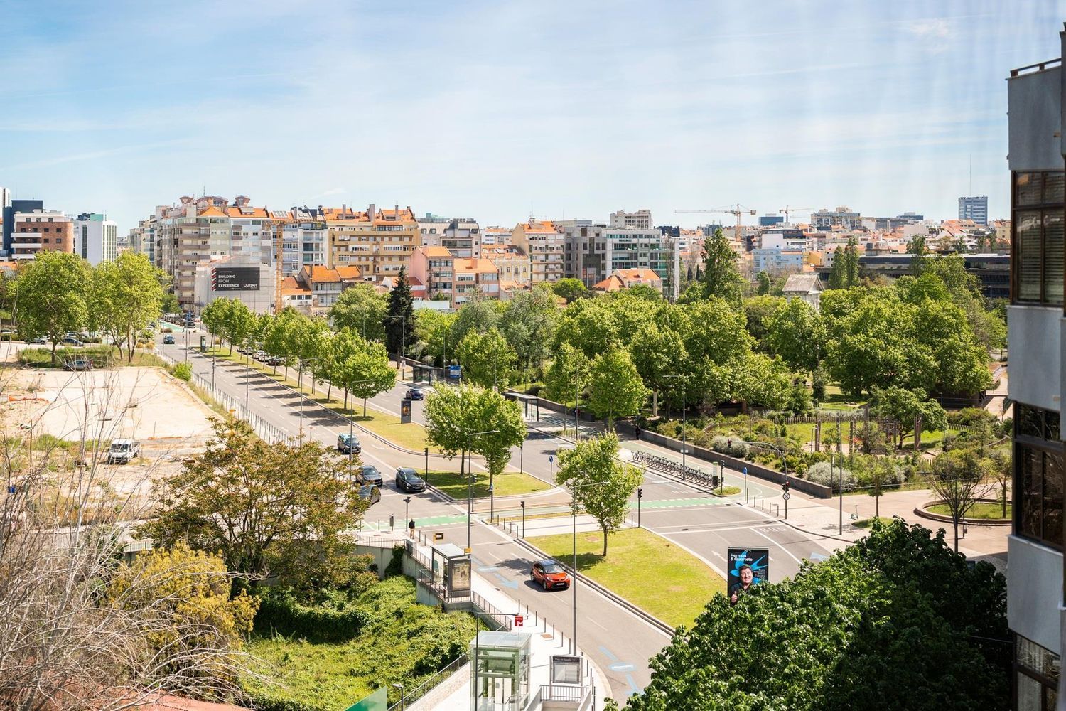 公寓 t2出售在Avenida Columbano Bordalo Pinheiro, 5 - 照片