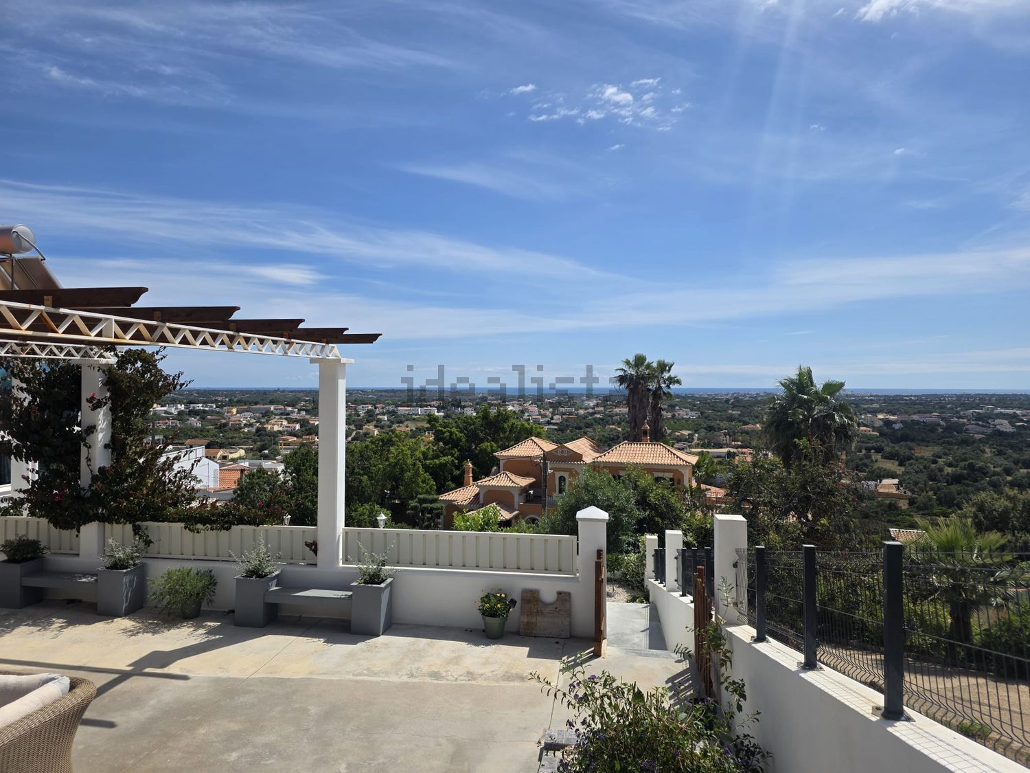 小楼房或独栋别墅出售在 Cerro de Cabeça de Câmara - Estação de Loulé - 阳台