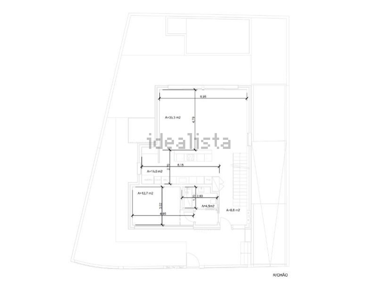 小楼房或独栋别墅出售在Rua Luís de Camões - 平面图
