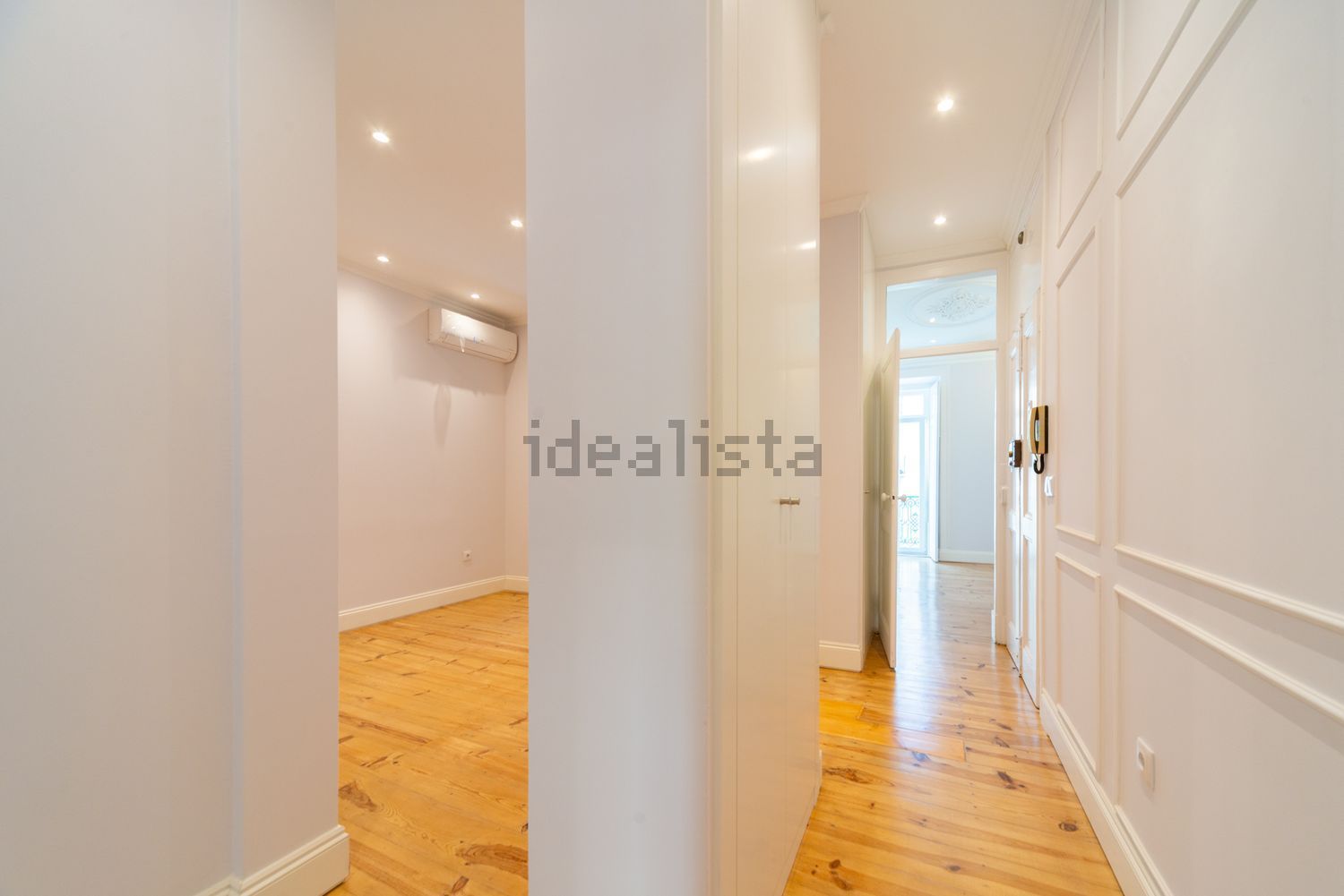 出租公寓 t2在Rua do Conde de Redondo, 92 - 过道