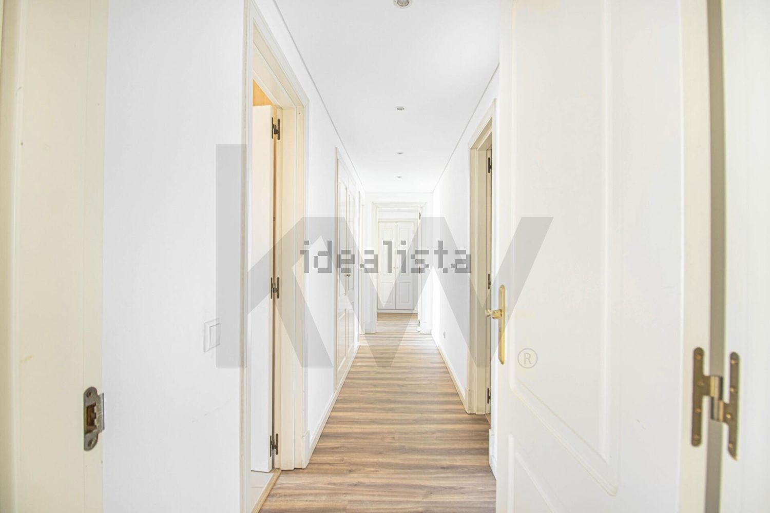 出租公寓 t2在Avenida Fontes Pereira de Melo s/n - 过道