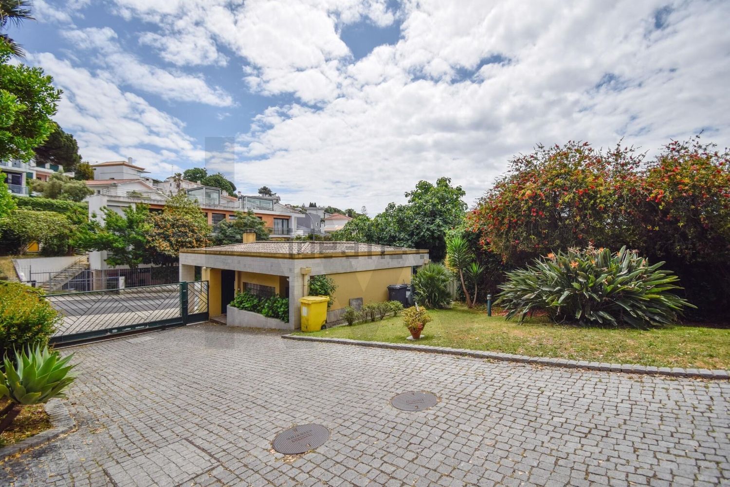 公寓 t2出售在Rua Instituto Conde de Agrolongo, 31 - 外立面