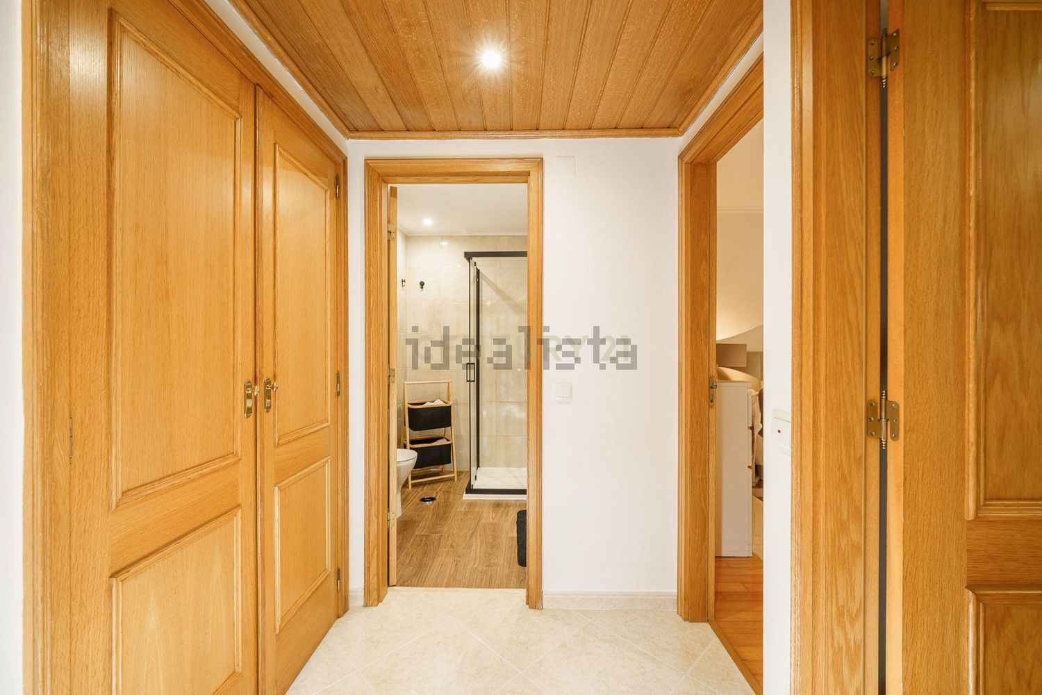 公寓 t2出售在Praceta Pêro da Covilhã, 8 - 过道