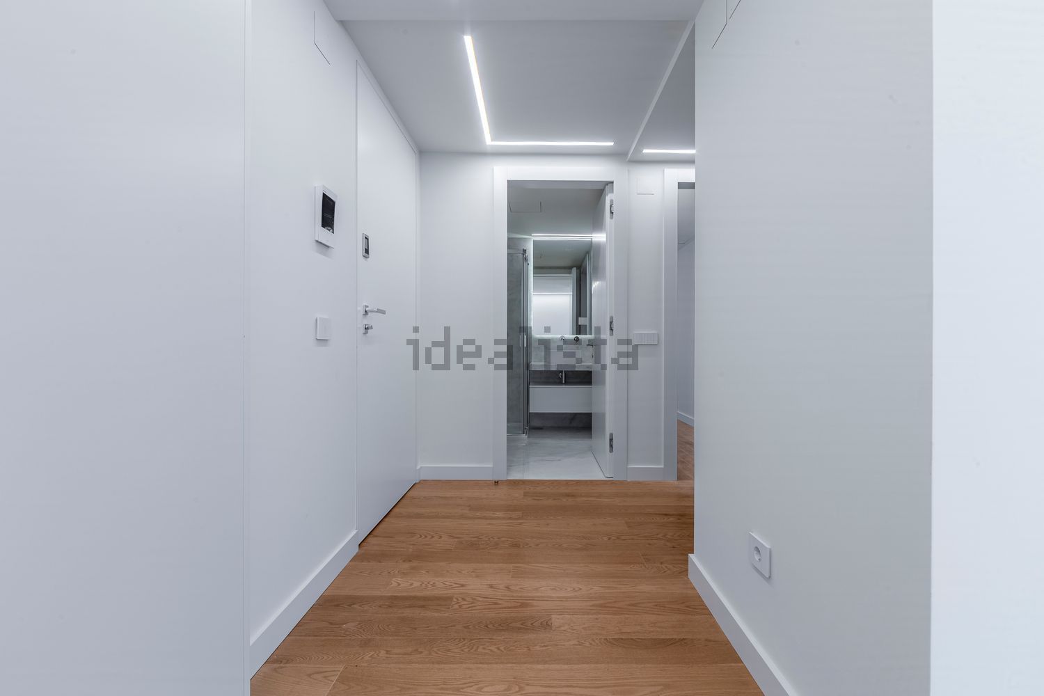 公寓 t2出售在Estrada das Laranjeiras, 130 - 过道