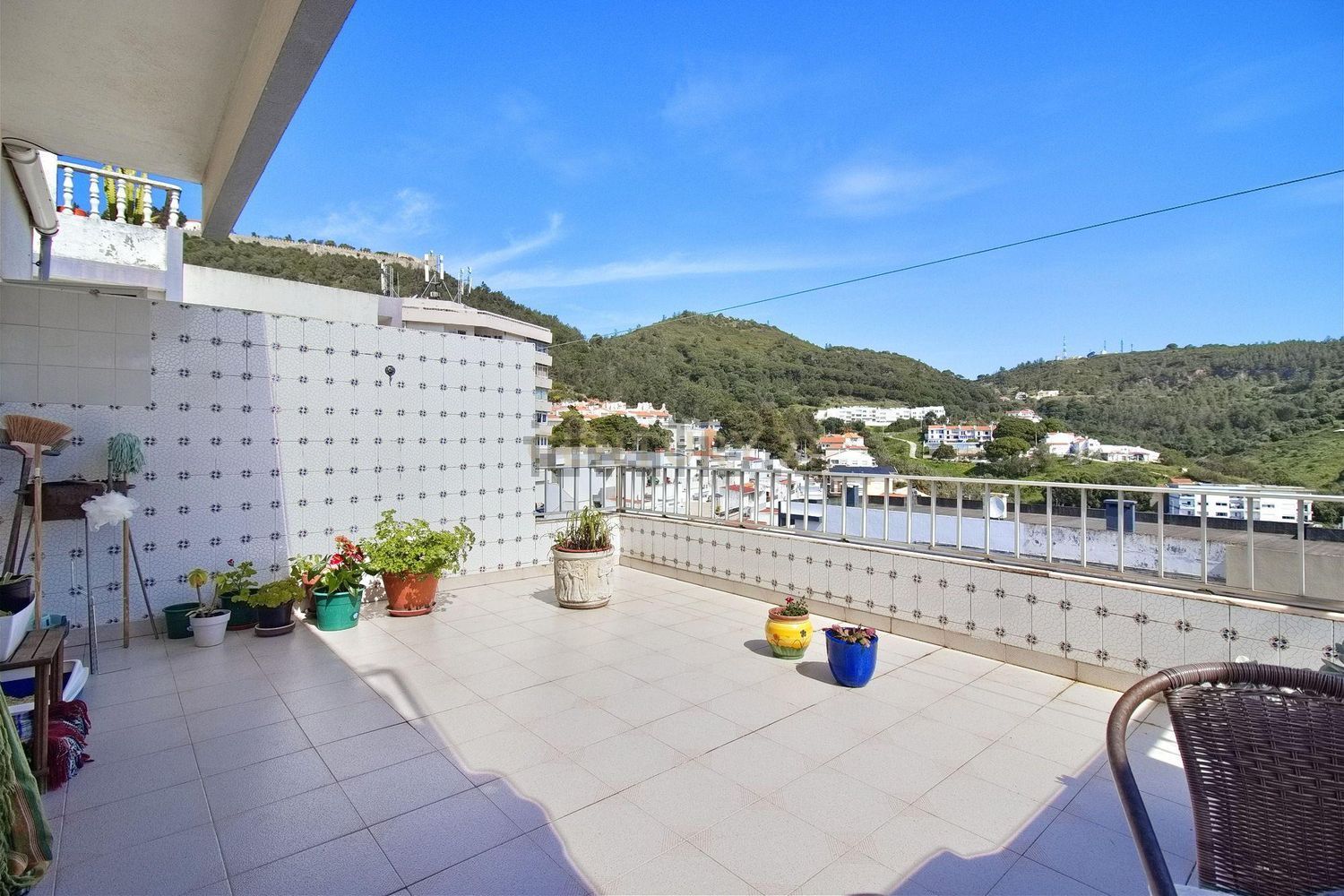 公寓 t2出售在Rua Almirante Sande Vasconcelos - 阳台