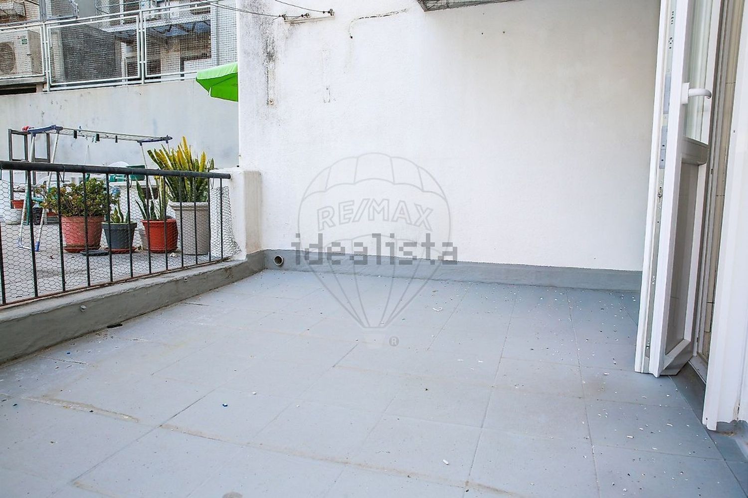 出租公寓 t1在Avenida Praia da Vitória - 阳台